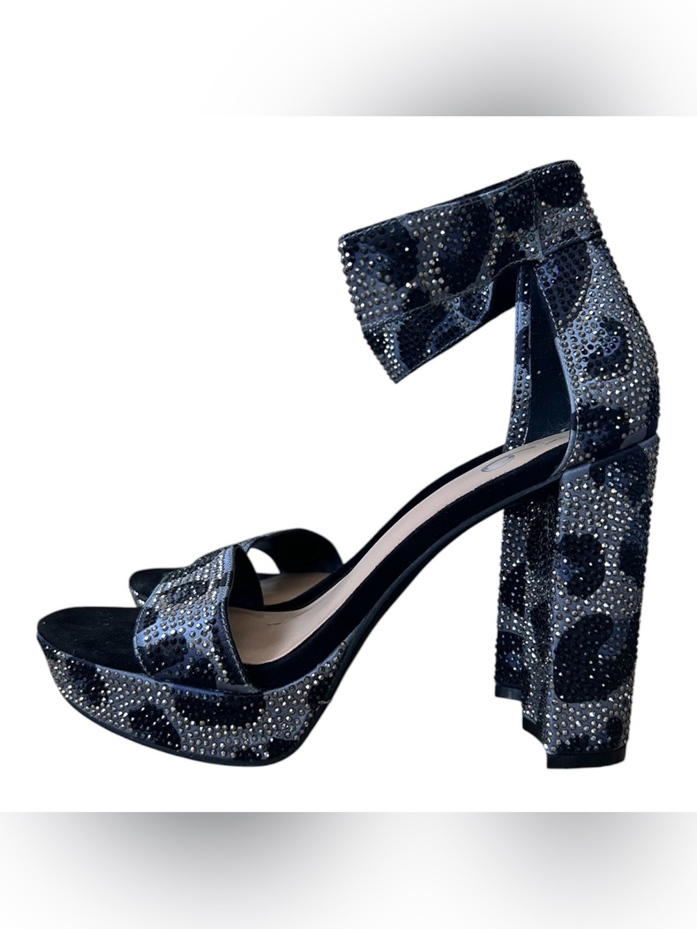 Mix No. 6 Gray and Black Cheetah Print and Bedazzled 4” Chunky Heels size 6
